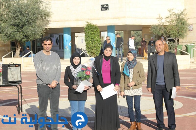 فوز الطالب امير عاصي من ثانوية جلجولية بمسابقة اجمل صورة 